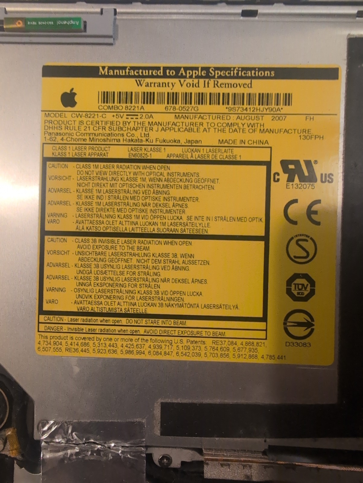 Broken Old Mac Laptop CW-8221-C for Parts Not Working As-Is Read Description