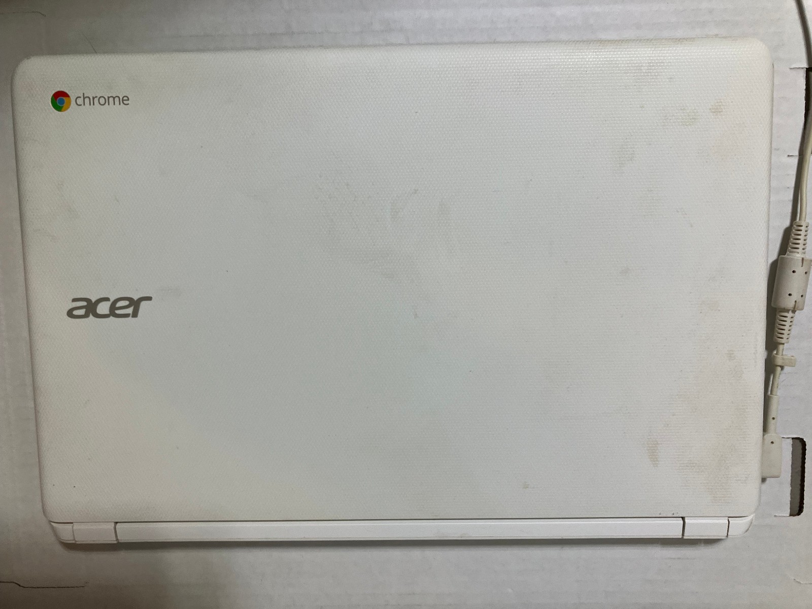 Acer Chromebook 15, 15.6″ Intel Celeron 3215U, CB5-571-C5XU with cord