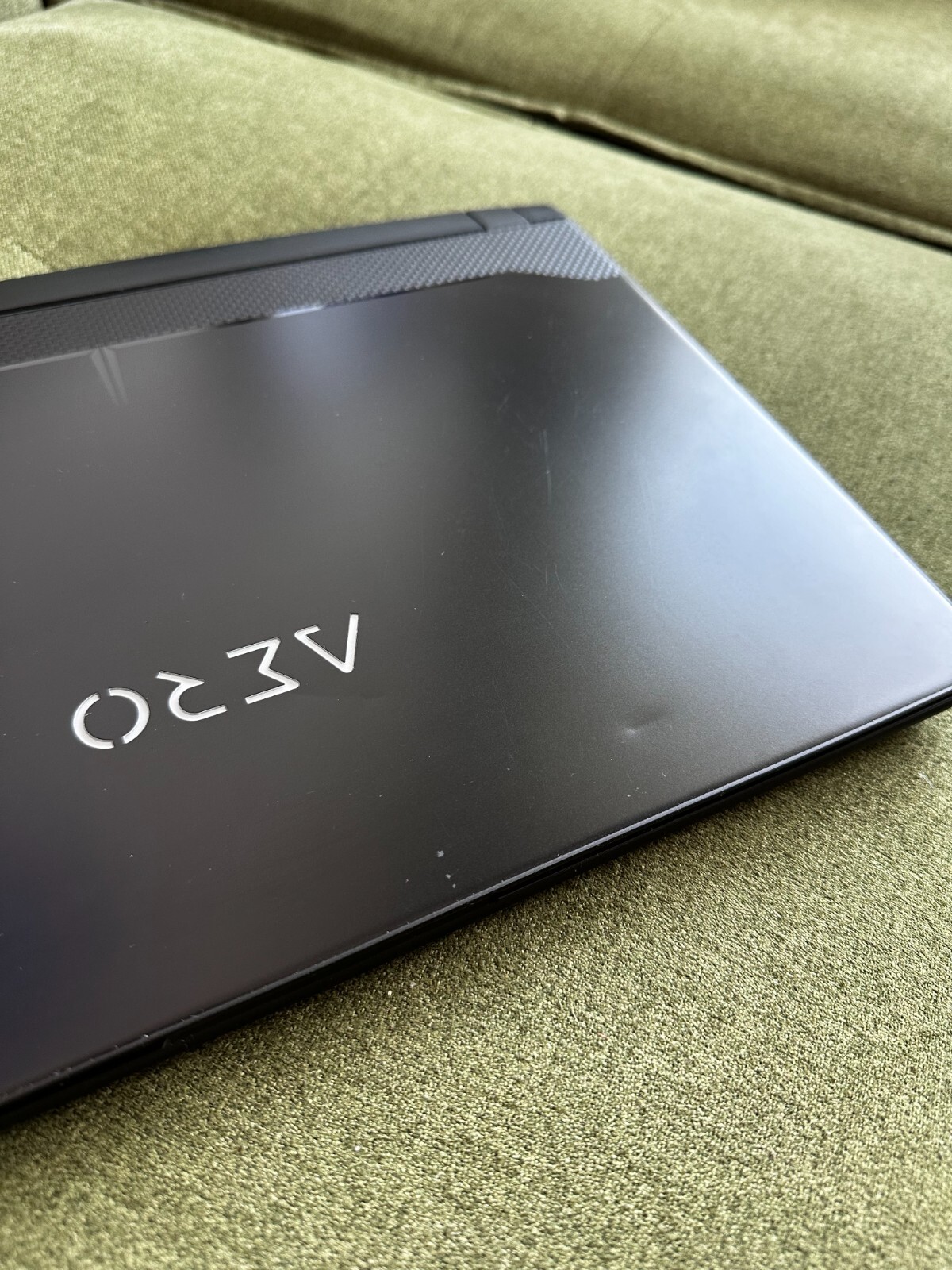 GIGABYTE AERO OLED – 15.6″ UHD 4k, NVIDIA GeForce RTX 3080, 32GB, 512GB + 1TB