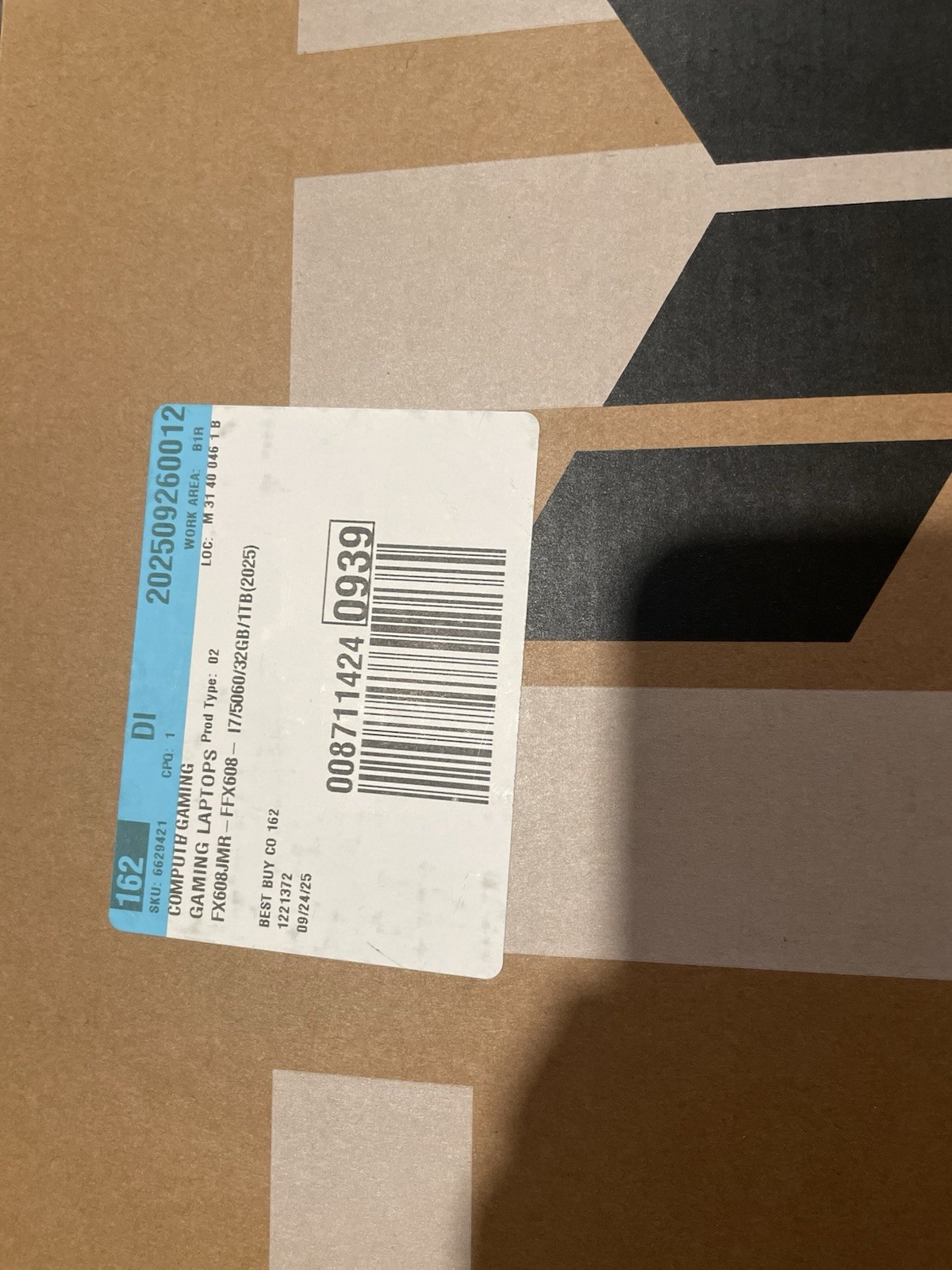 Asus TUF F16 FX608J 16″ i7-14650HX 2.2GHz 32GB RAM 1TB SSD GeForce RTX 5060