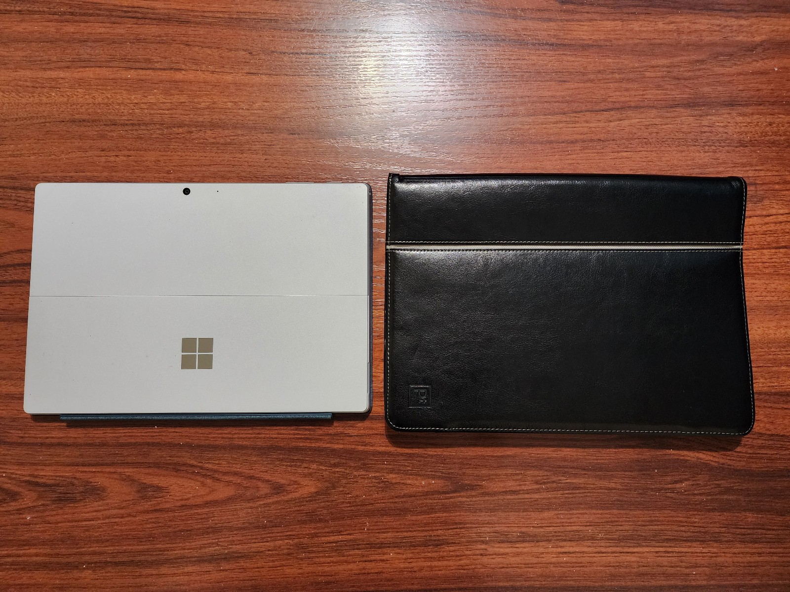 Microsoft Surface Pro 7 1866 Core i7-1065G7 1.3GHz 16GB 256GB Windows 11 Pro