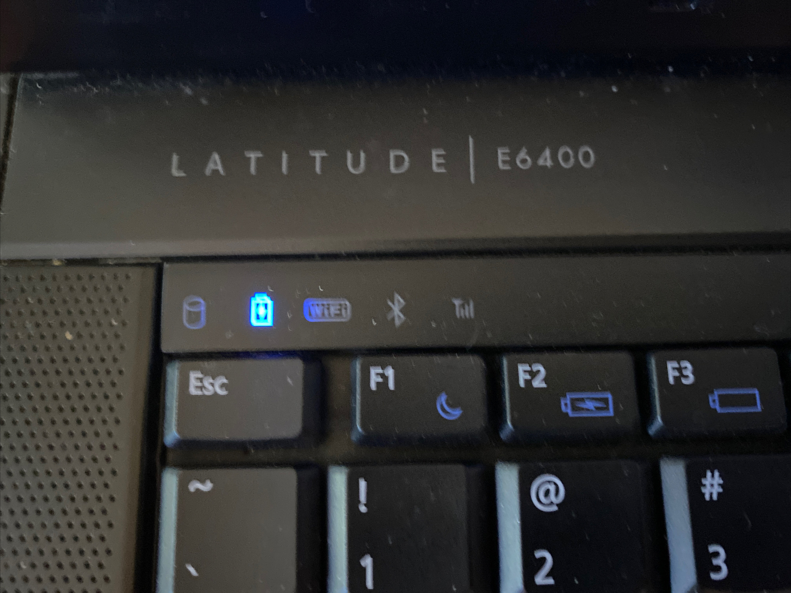 DELL LATITUDE E6400 LAPTOP CORE 2 DUO P8700 4GB RAM 300GB HDD WIN 10 HOME W/BAG