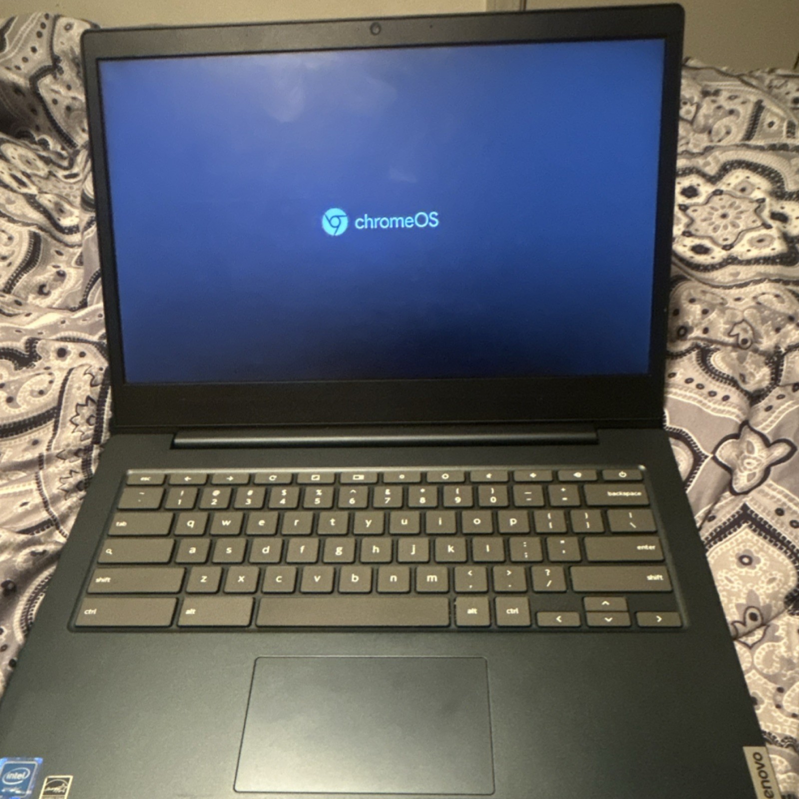 Lenovo IdeaPad 3 CB 14IGL05 14″ Chromebook Intel N Black Wi-Fi Webcam USB 3.0