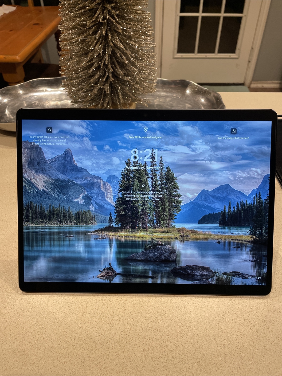 Microsoft Surface Pro X, Model1876, SQ1 Processor,128GB SSD, 8GB Ram, Windows 11