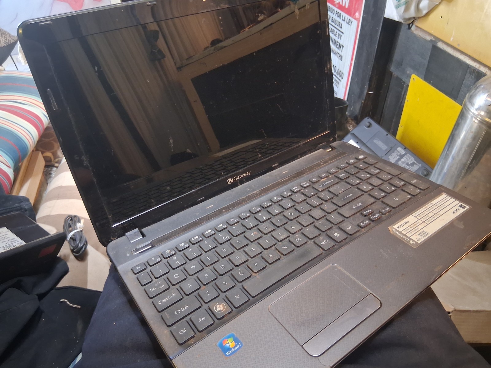 2 Computers Gateway 15.6” P5WS0 Laptop Intel & Dell Inspiron 1300 READ