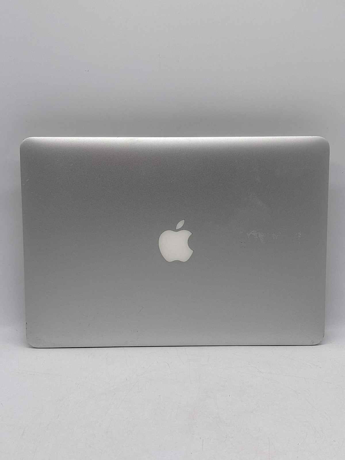 Apple MacBook Air 13″ A1466 Intel Core i5 4GB RAM 128GB SSD – For Parts