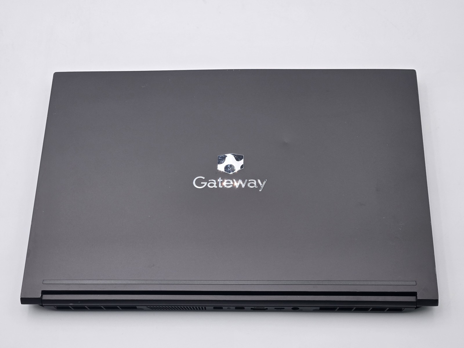 Gateway GWTN156-3BK 15″ FHD I5-10300H 256GB SSD 16GB W11 GeForce RTX 2060