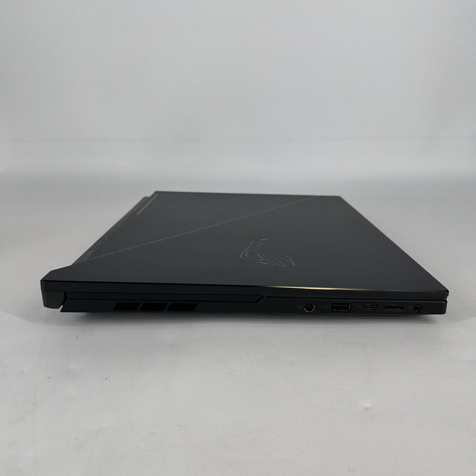 Asus ROG Zephyrus Duo 16 GX650 240Hz 2K TOUCH Ryzen 9 7945HX 32GB 1TB RTX 4090