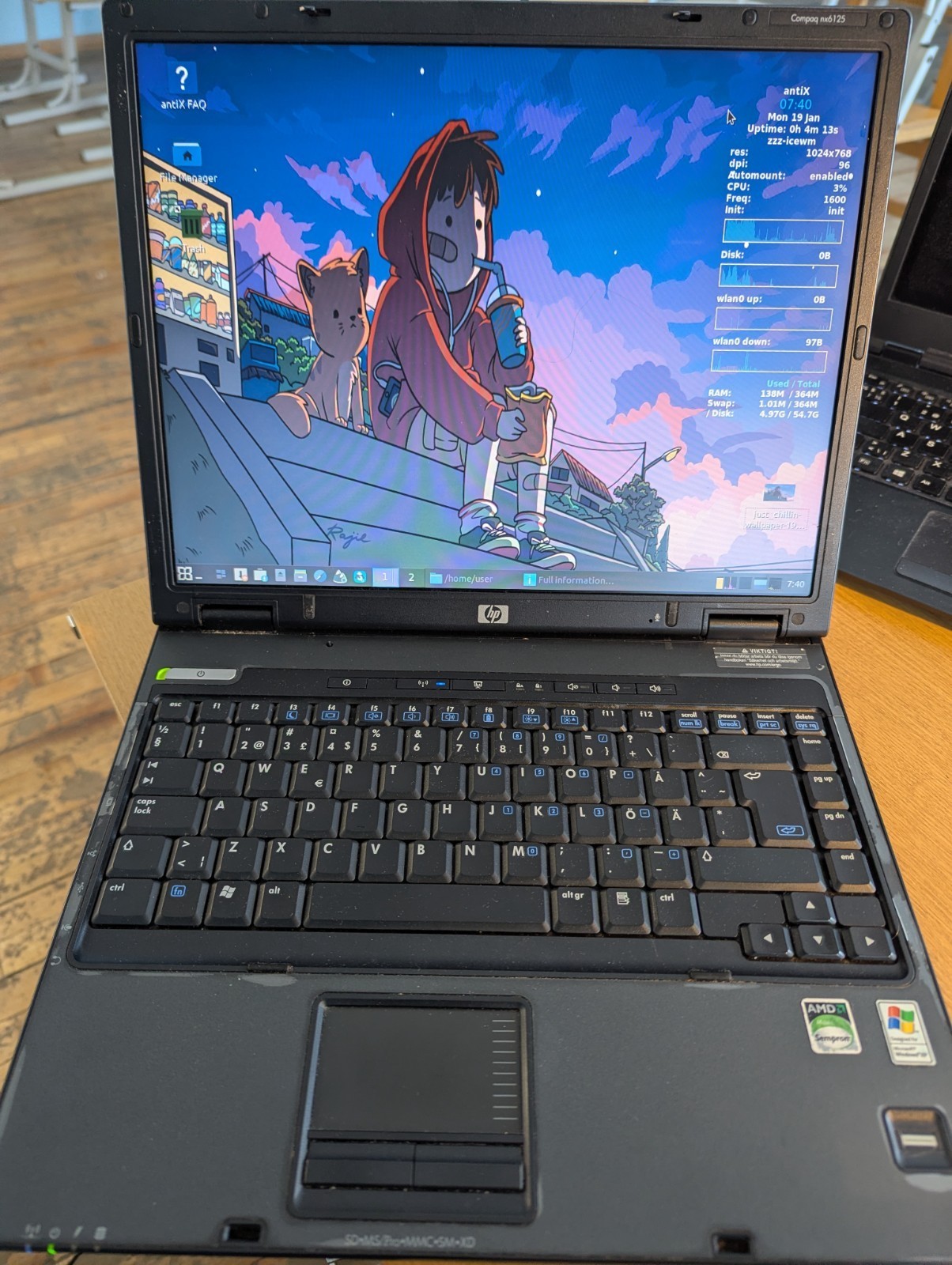 HP Compaq nx6125 Laptop – AMD Sempron 3100+, 60Gb HDD