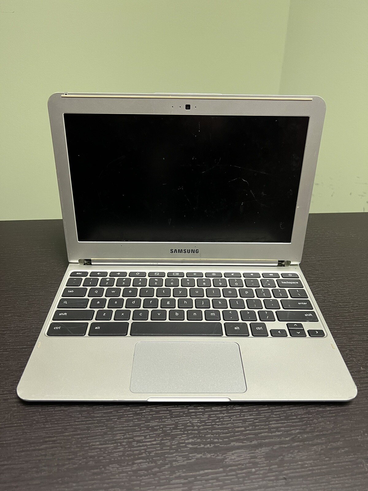 Samsung Chromebook XE303C12 FOR PARTS FREE SHIPPING Not including ac charger