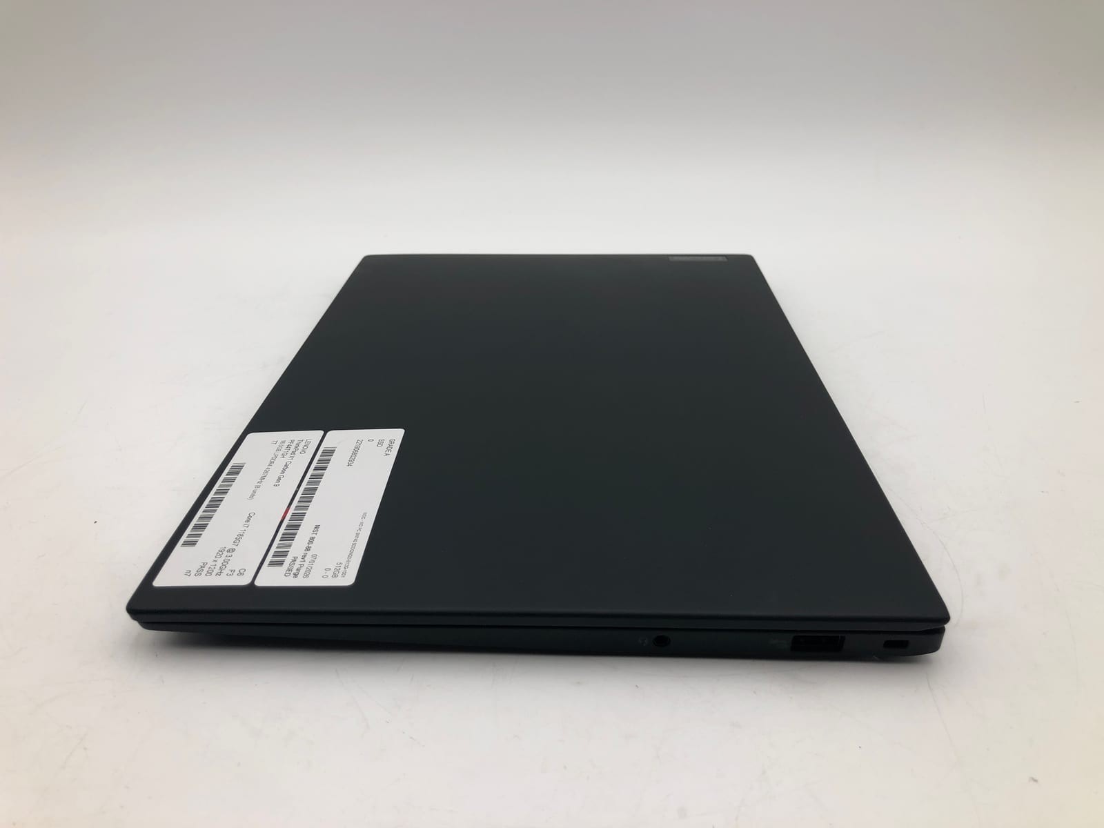 Lenovo | ThinkPad X1 Carbon Gen 9 | i7-1185G7 | 16GB | 512GB NVMe | 77% Battery