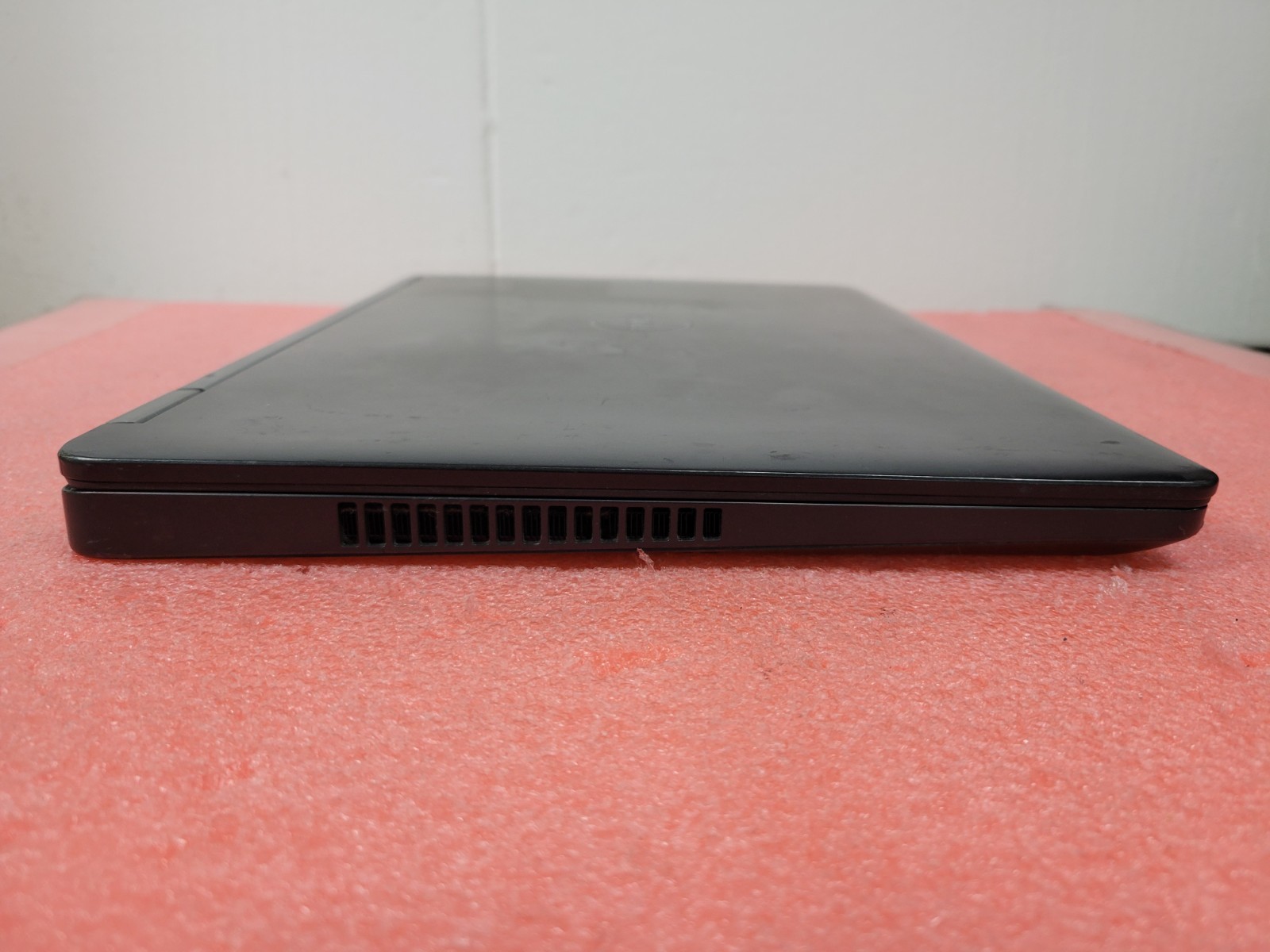 Dell Latitude E5570 i5-6200U 8GB RAM Win 10 Pro *AS IS/No HDD/Read* | C808
