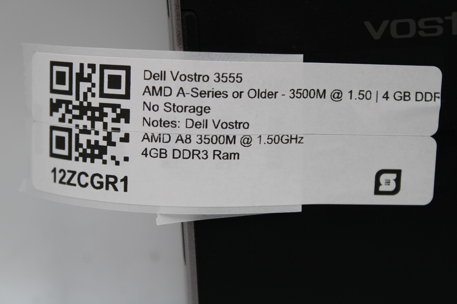 Dell Vostro 3555 _ AMD A8-3500M @ 1.5 _ 4GB RAM _ Radeon HD _ No SSD / OS