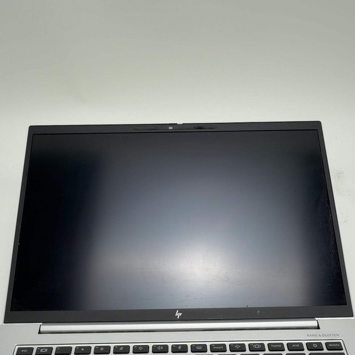 Broken HP EliteBook 845 G9 14″ ryzen 5 pro 6650u 2.9GHz 16GB RAM 256GB SSD READ