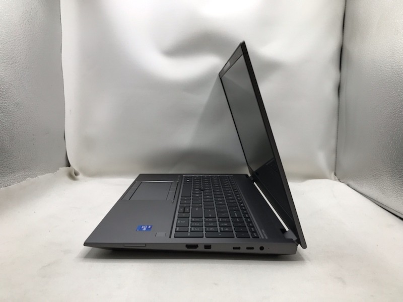 HP ZBOOK FURY 15 G8 i7-11850H 2.50GHZ 32GB RAM 512GB SSD 15.6″ *GRADE D*