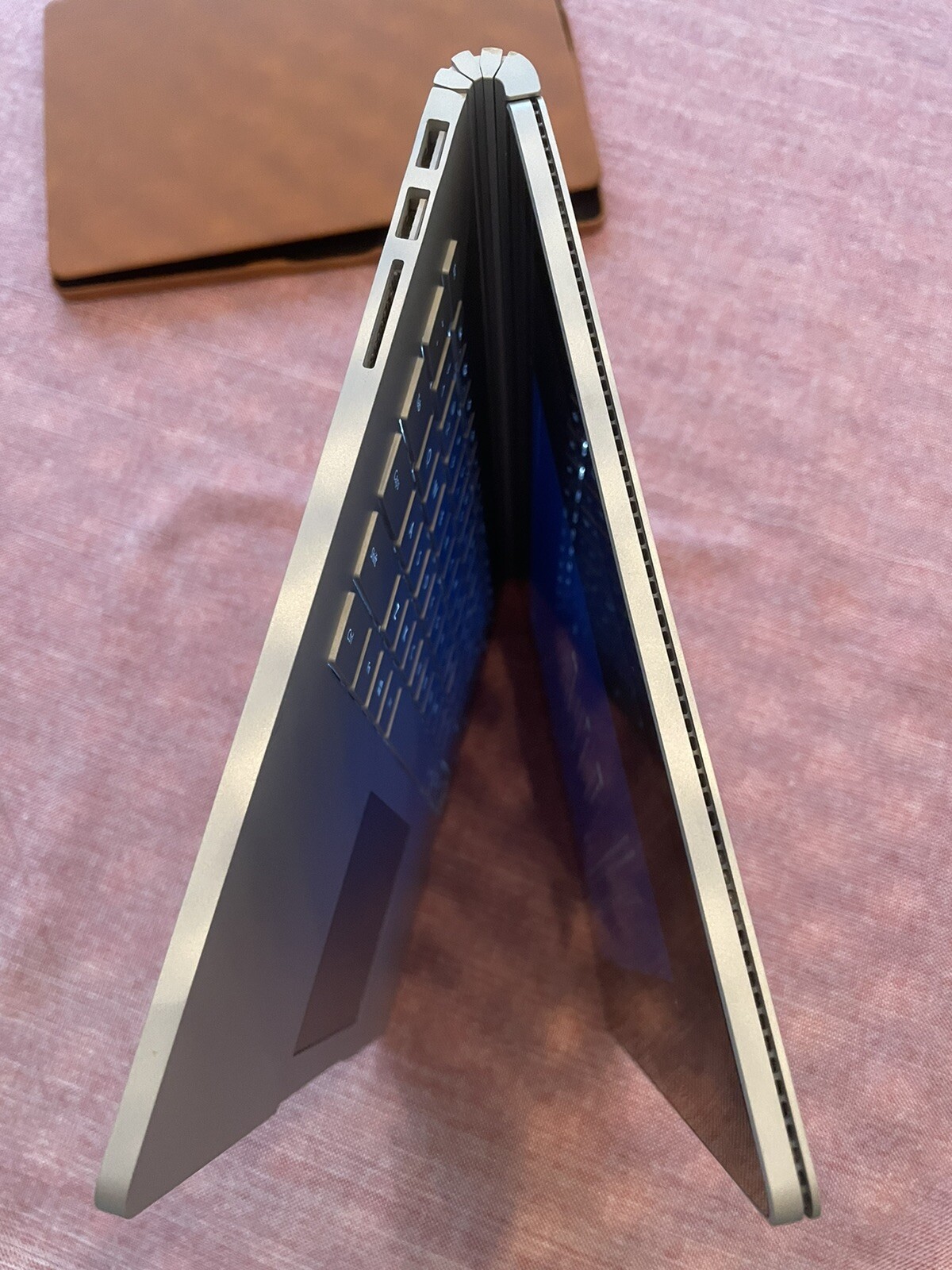 Microsoft Surface Book 3 13.5″ (256GB SSD, Intel Core i5 10th Gen., 3.70 GHz,…