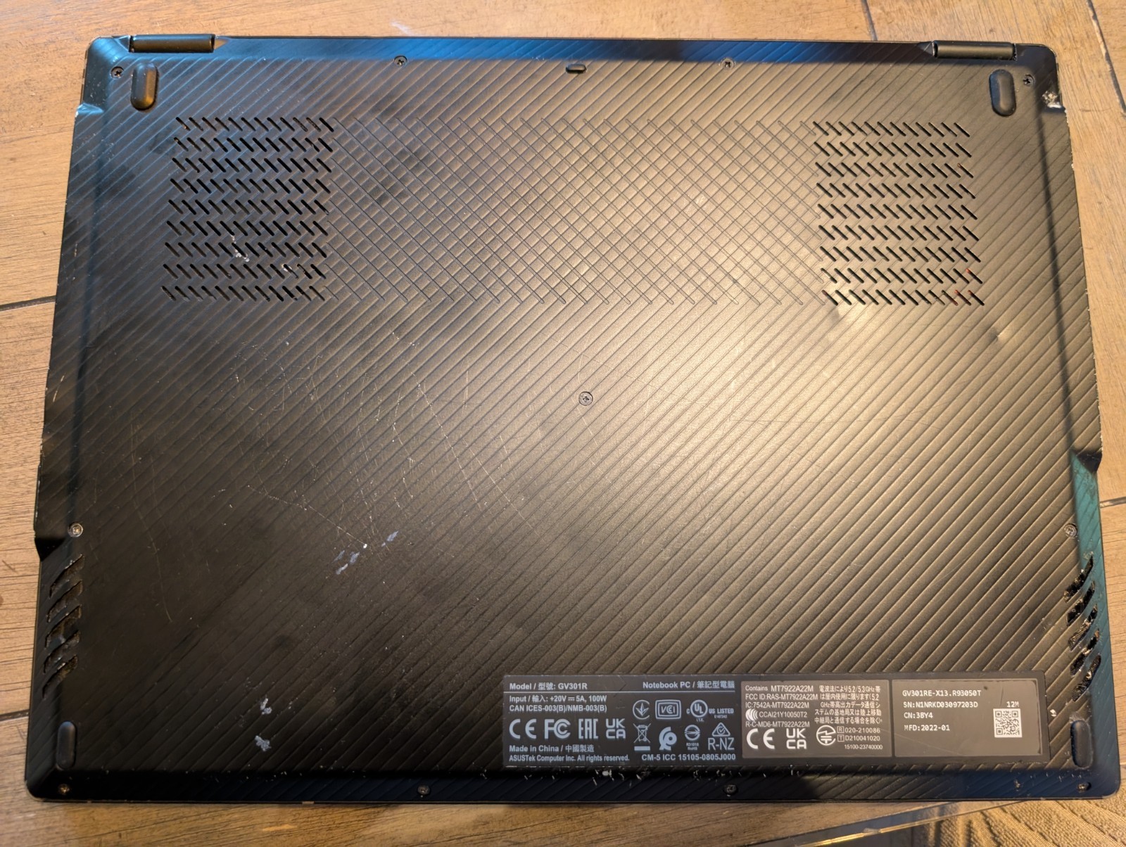 ASUS ROG Flow X13 13.4” READ DESC (1TB SSD, 6900HS, 16GB DDR5, RTX 3050 Ti)