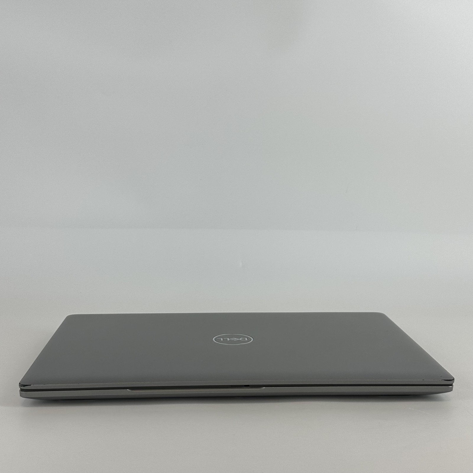 Dell Latitude 5540 15.6 FHD 1.6 GHz i5-1345U 8GB 256GB SSD Very Good