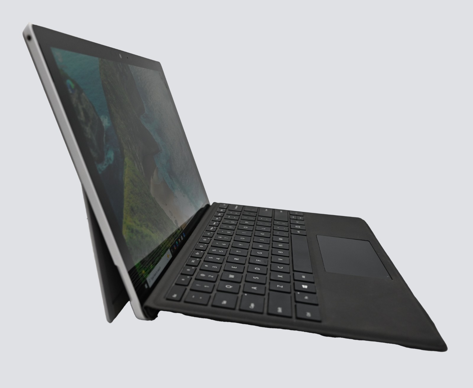 Microsoft Surface Pro 6 1796 i7-7660u 2.5GHz 8GB RAM 256GB SSD Win 10P
