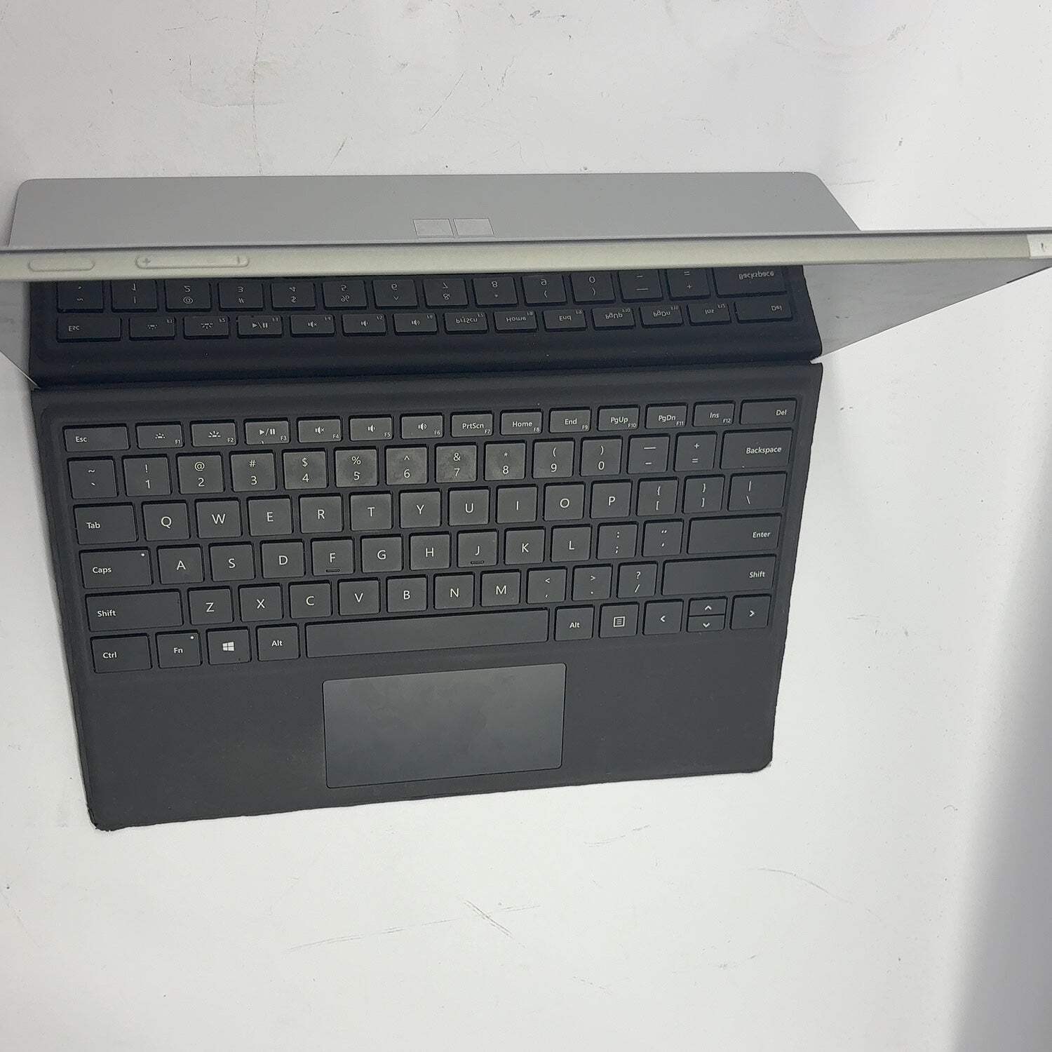 Microsoft Surface Pro 5 1796 12″ i7-7660U 2.5GHz 4GB RAM 128GB SSD