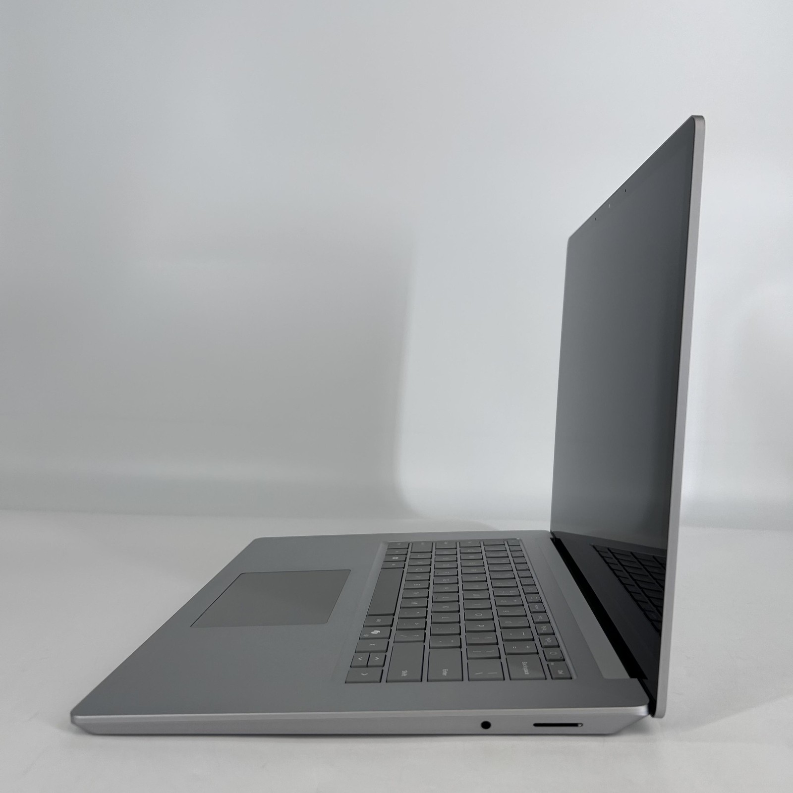 Microsoft Surface Laptop 6 15 TOUCH 3.8GHz Ultra 7 165H 16GB 512GB SSD Very Good