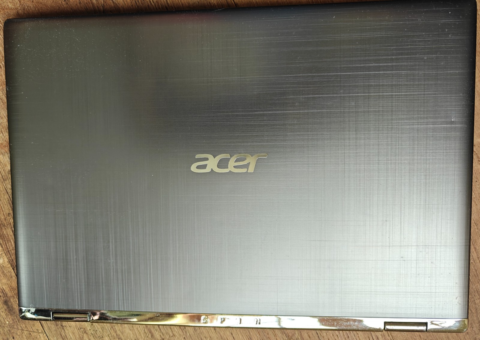 Acer SP111-32N-P6CV 11.6″ FHD Touchscreen 2-in-1 convertible win10 pro