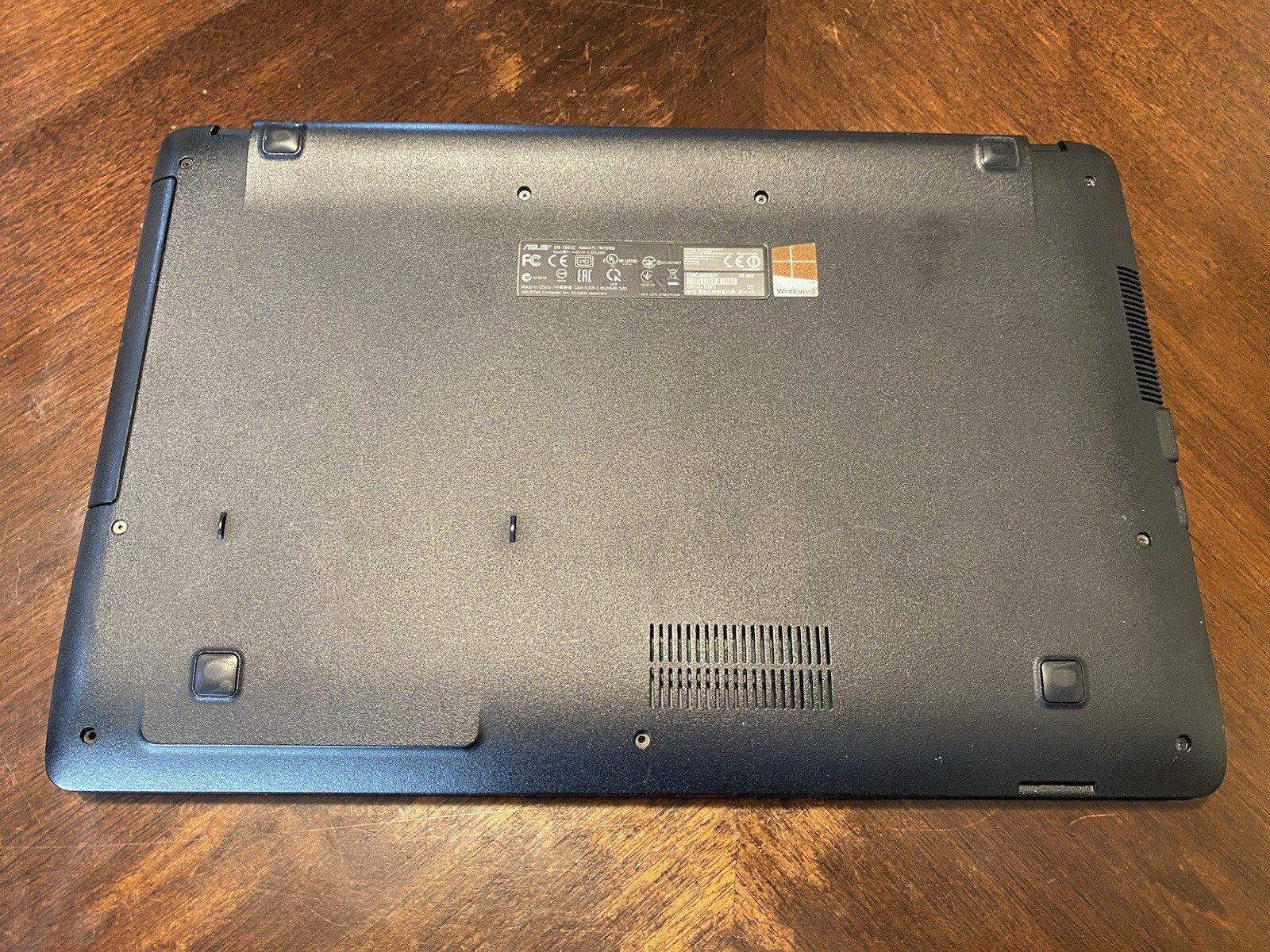 ASUS X551CA Laptop (~4 GB RAM, ~ 500 GB storage)