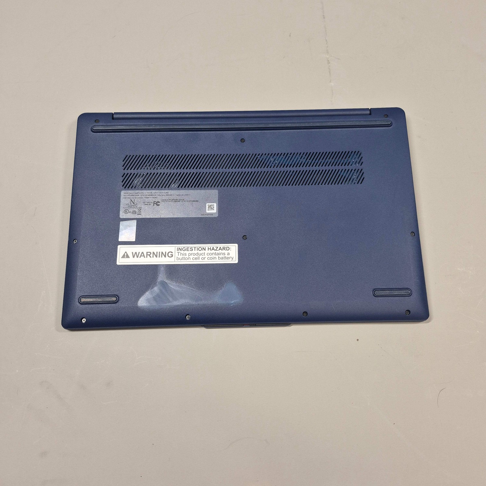 Lenovo IdeaPad Slim3 15IAN8 15.6″ i3-N305 1.8GHz 8GB RAM 256GB SSD