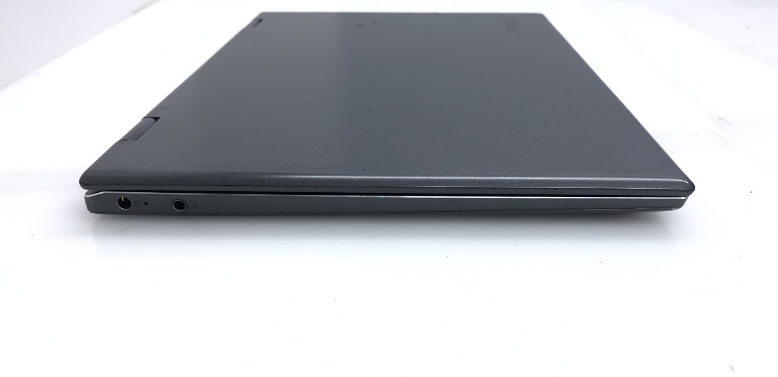 LENOVO YOGA 720-121KB i5-7200U@2.50GHz 8GB RAM 256GB NVMe *READ