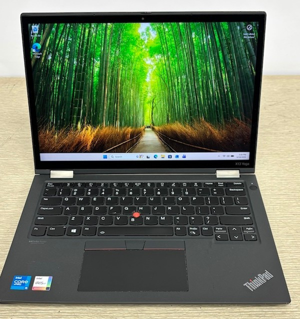 Lenovo ThinkPad X13 Yoga 13″ Touch i5-1145G7 16GB 256GB SSD W11Pro ~Screen issue