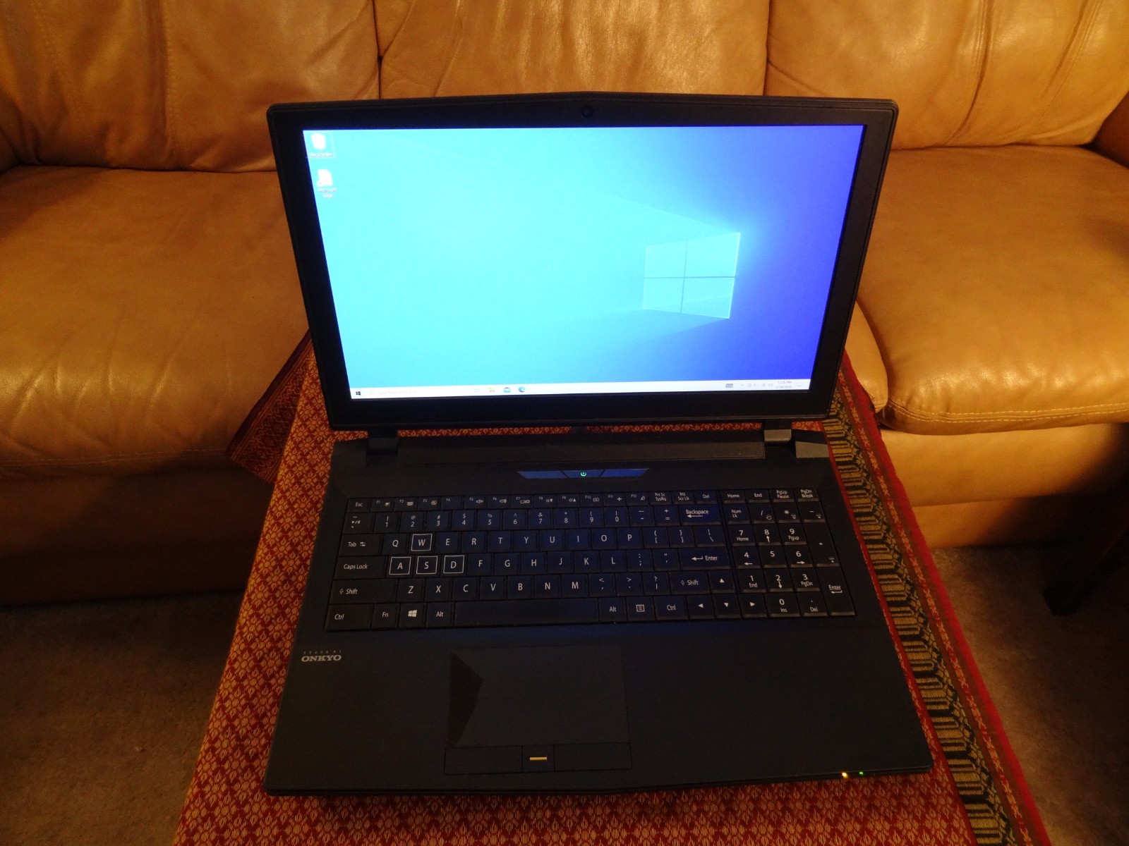 Clevo / Mythlogic P750DM Laptop Computer 17 Screen? -Windows 10 -500GB SSD -32GB