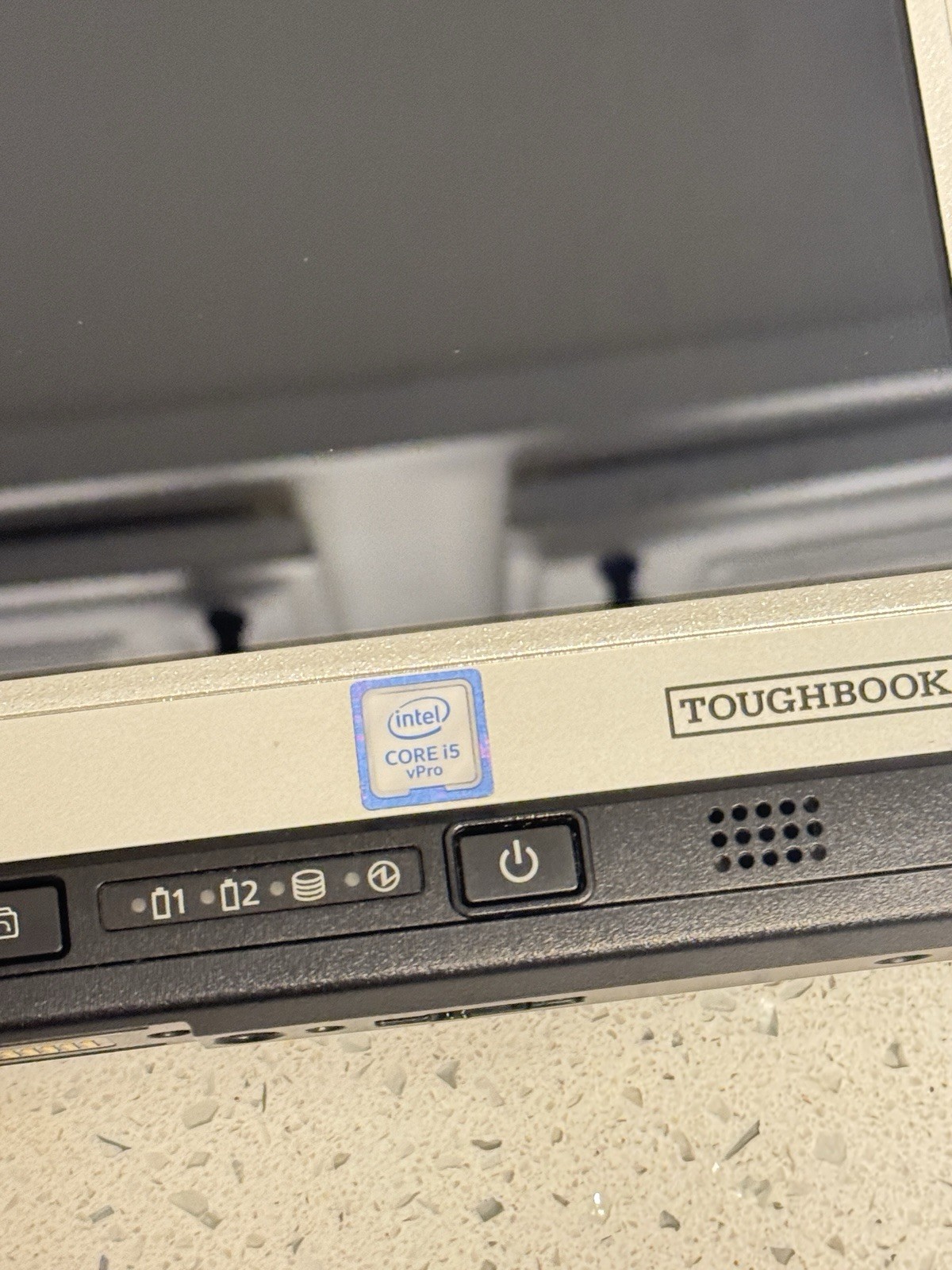 Panasonic Toughbook CF-33 | Intel Core i5-7300U | 16GB | 512GB SSD | Win 11 Pro