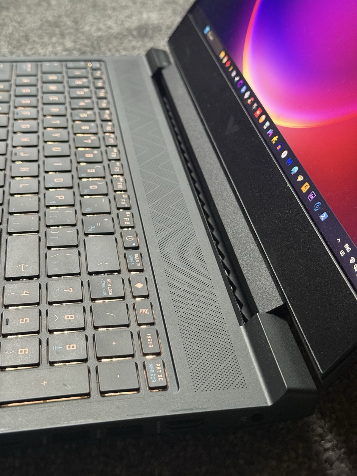 HP Victus 16.1” Gaming Laptop Ryzen 7 7840HS RTX 4060 16GB RAM 1TB SSD 144hz