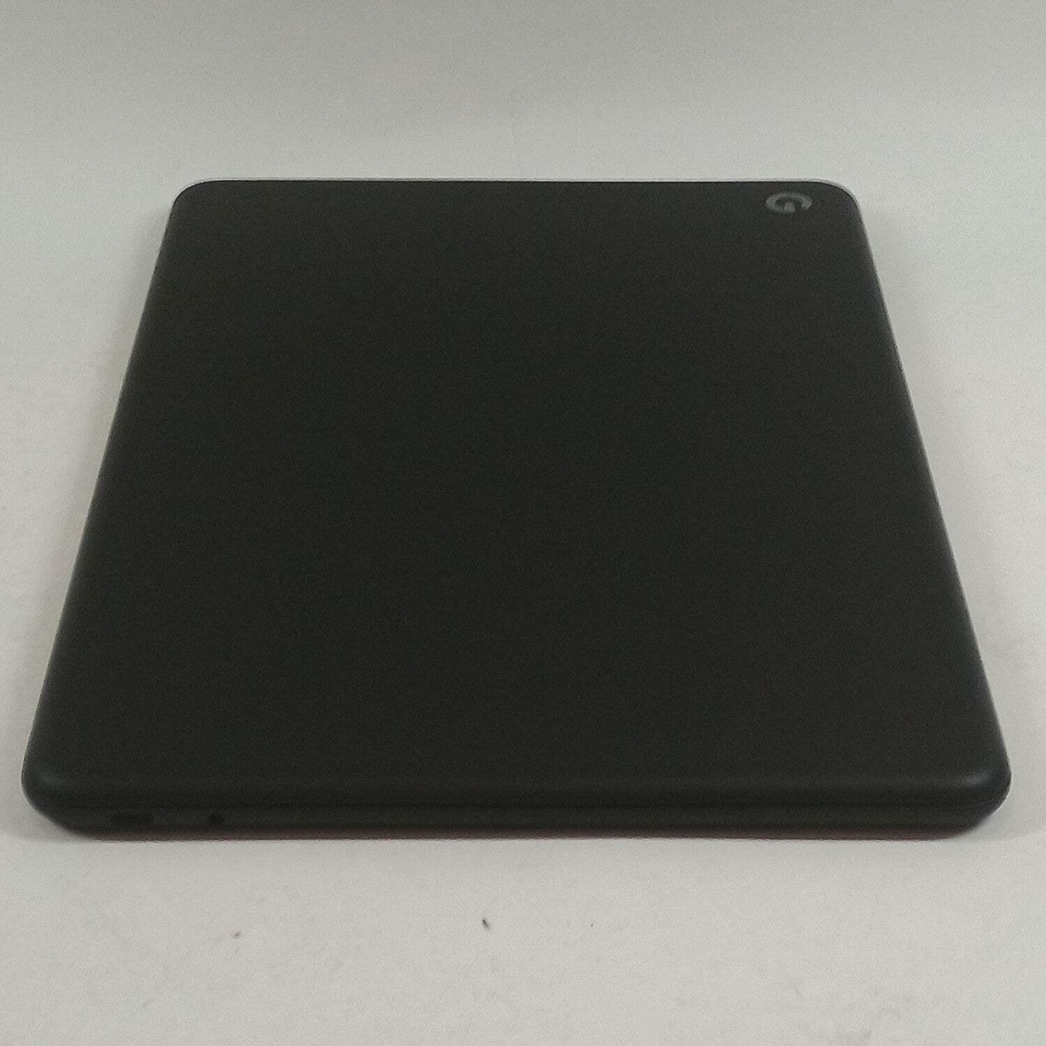 Broken Google Pixelbook Go 13.3″ i5-8200Y 1.3GHz 8GB RAM 128GB SSD READ