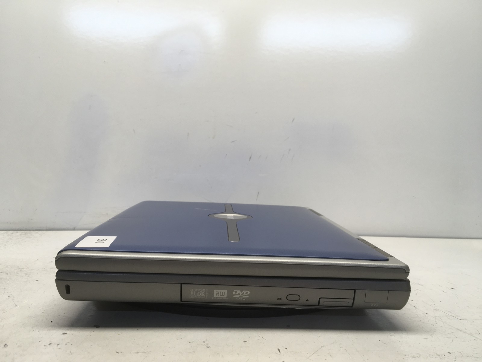 Dell Inspiron 8600 Intel Pentium M 1.4GHz 512 MB NO HDD No Batt
