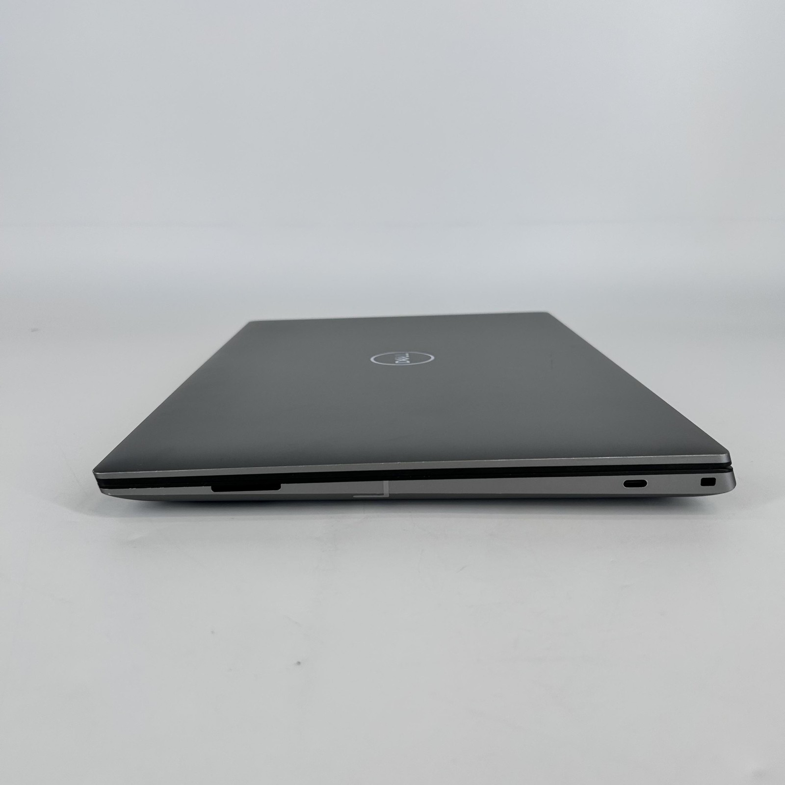 Dell Precision 5680 16 FHD 2.6GHz i9-13900H 32GB 1TB SSD RTX 2000 Ada Bad Camera