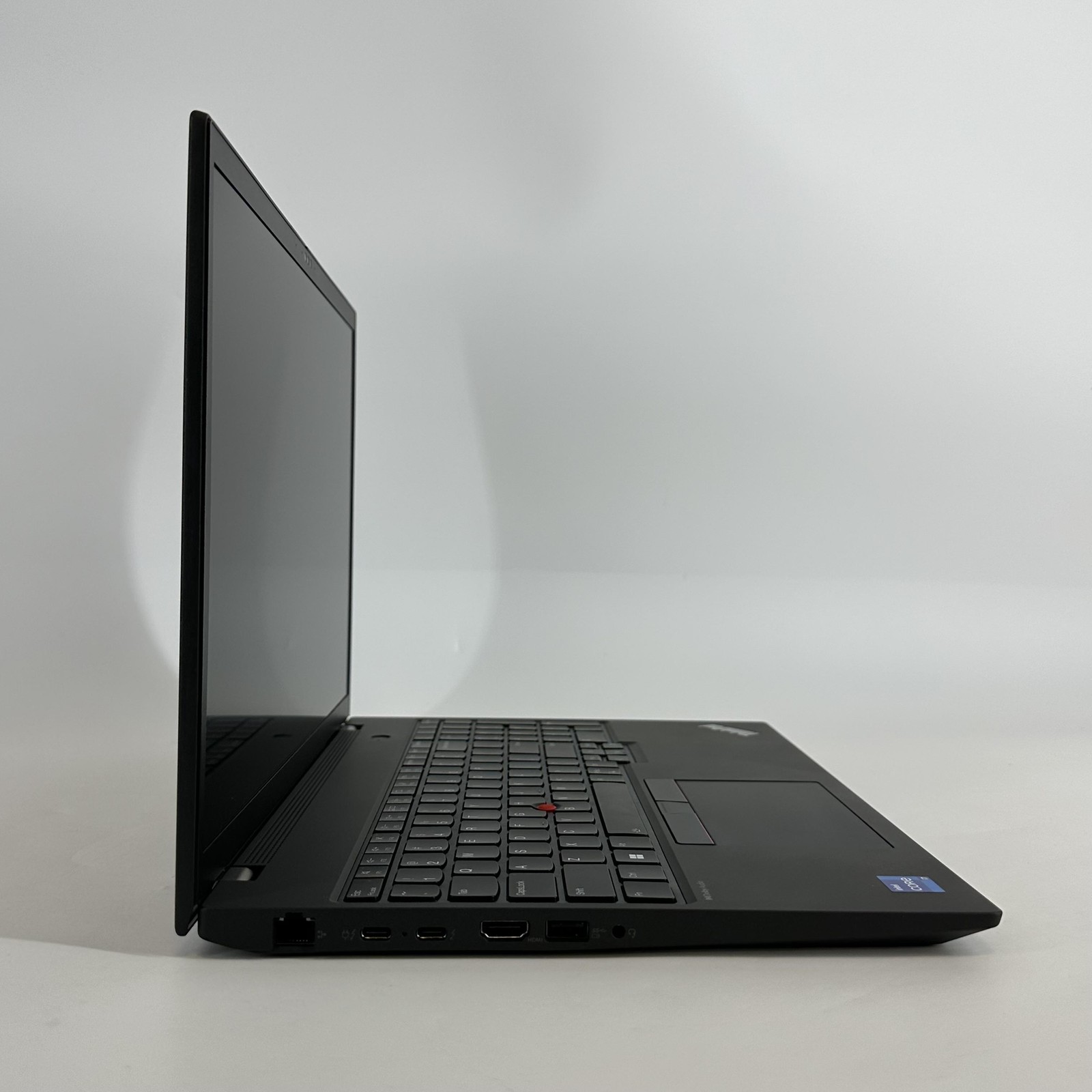 Lenovo ThinkPad T16 Gen 2 Black FHD+ 1.7 GHz i7-1355U 16GB 512GB SSD Yellow Hue