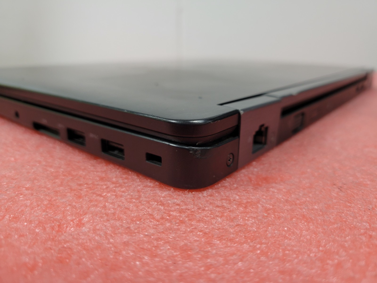 Dell Latitude E5570 i5-6200U 8GB RAM Win 10 Pro *AS IS/No HDD/Read* | C808