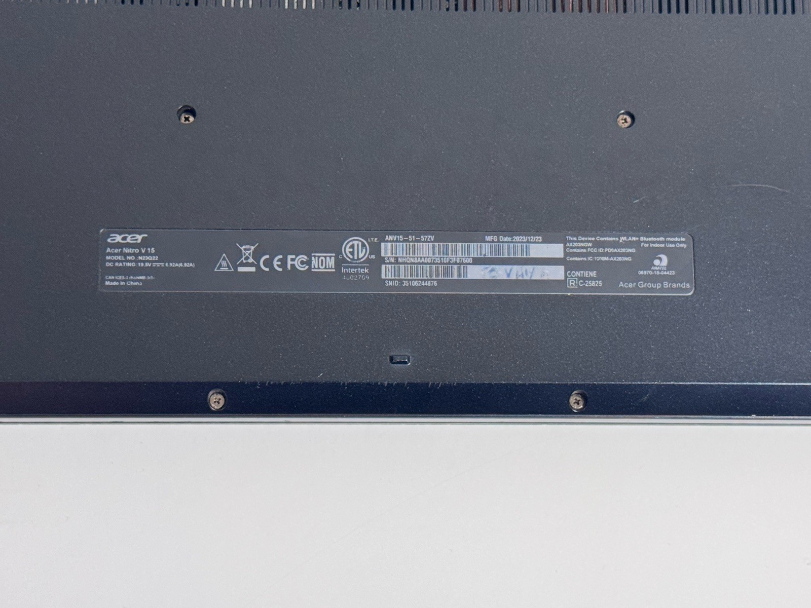 Acer Nitro V 15 165Hz FHD i5-13420H 16GB 512GB SSD RTX 4050 READ