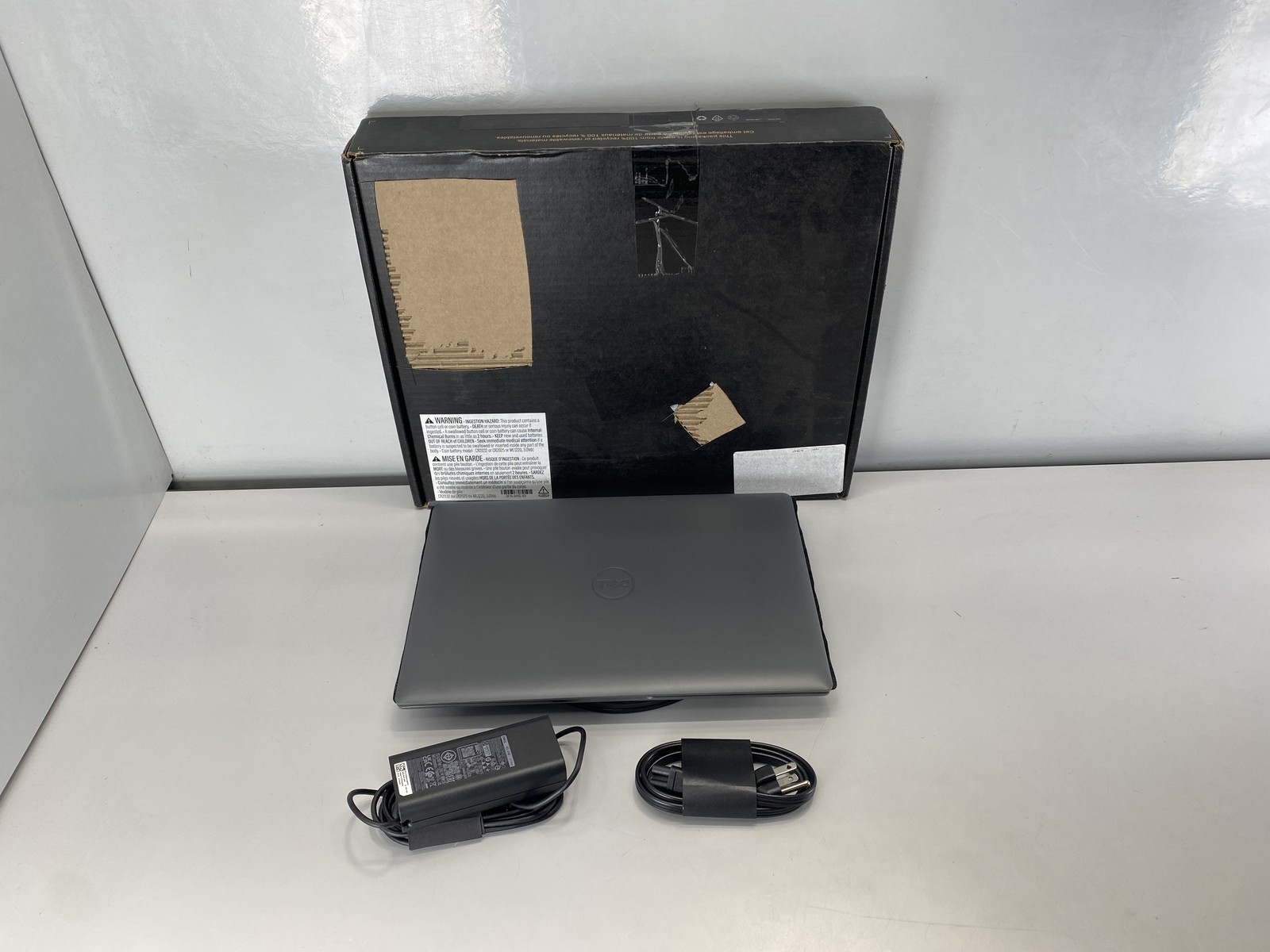 Dell Laptop Latitude 3450 14″ Intel Core i5-1335U 512GB – Dark Gray