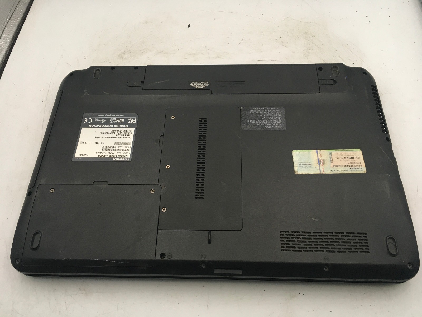 TOSHIBA SATELLITE L655D S5050 – FOR PARTS/NO BOOT – AMD ATHLON II – 4GB RAM – BB