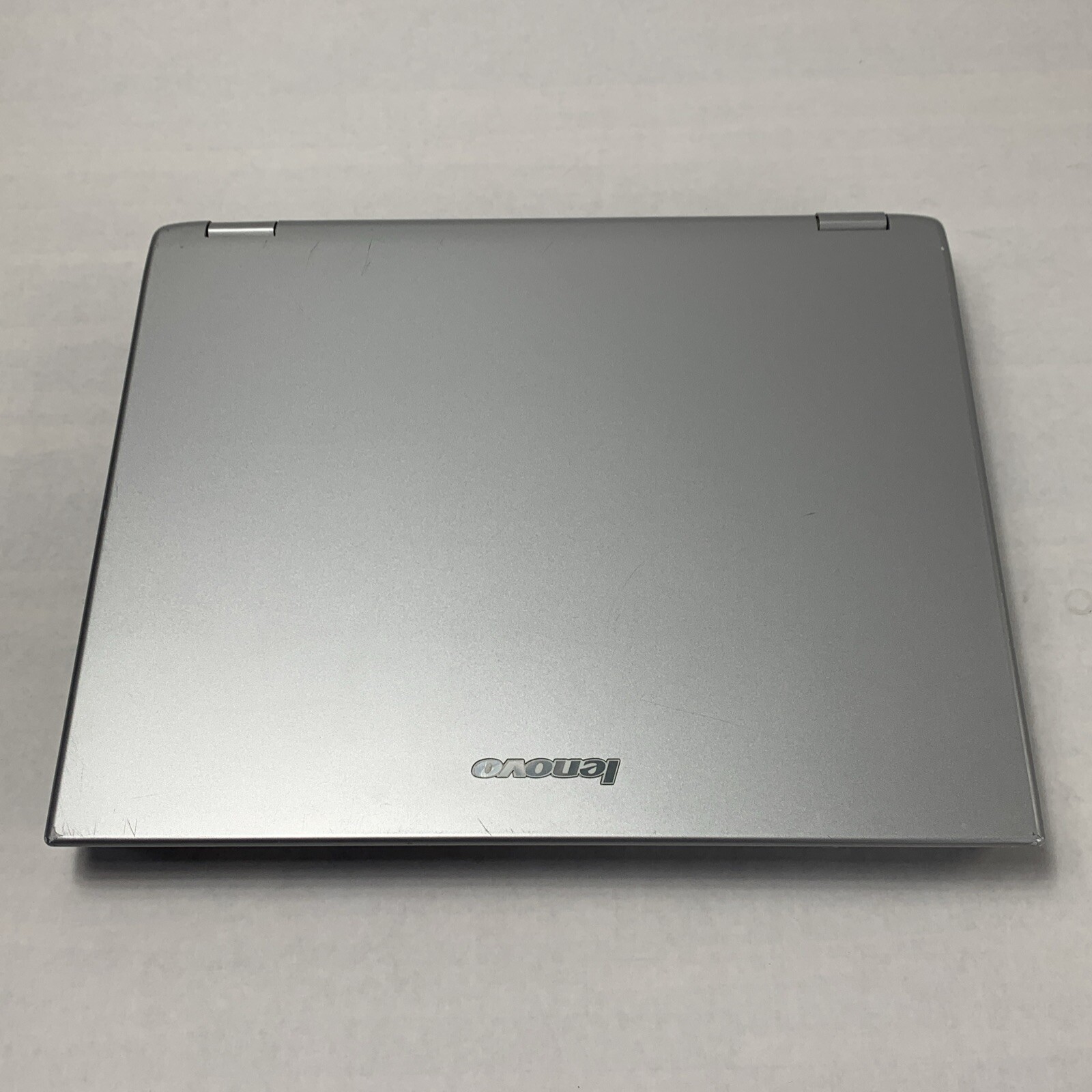 Lenovo 3000 C200 Intel Pentium T2060 1.60GHz 1GB RAM 15″ No Battery No HDD No OS