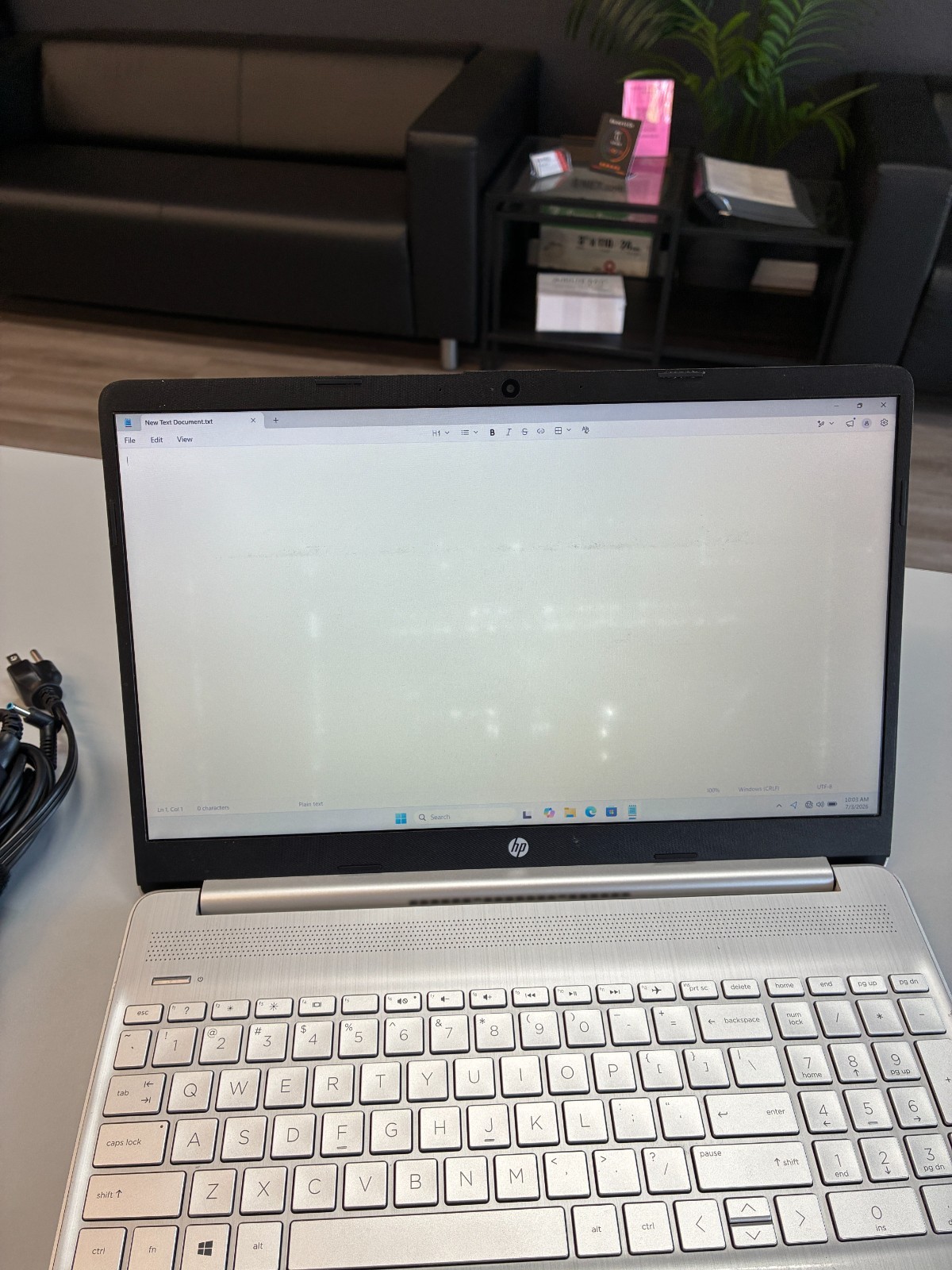 HP 15-dy2095wm: 15.6″ / i5-1135G7 / RAM 16Gb / SSD 256Gb / Win 11