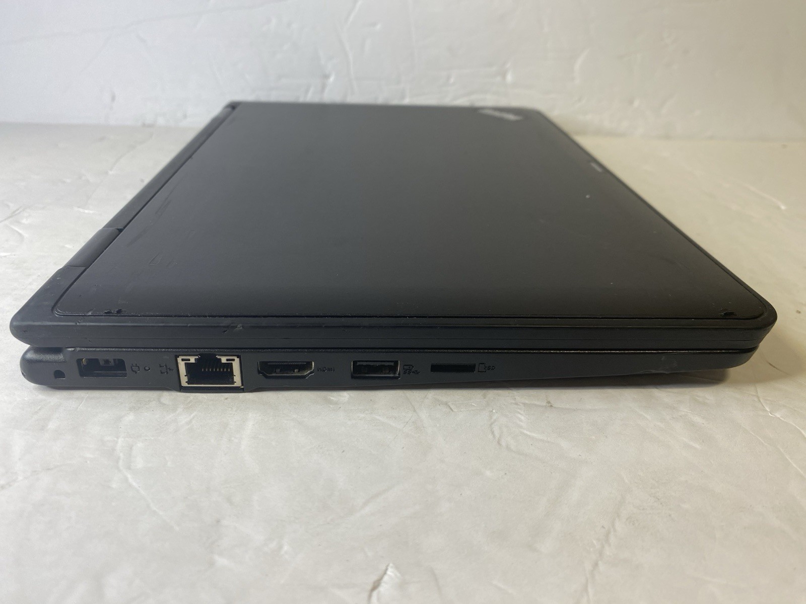 Lenovo ThinkPad Yoga 11e 11.6in 2 in 1 flip TouchScreen Windows 10