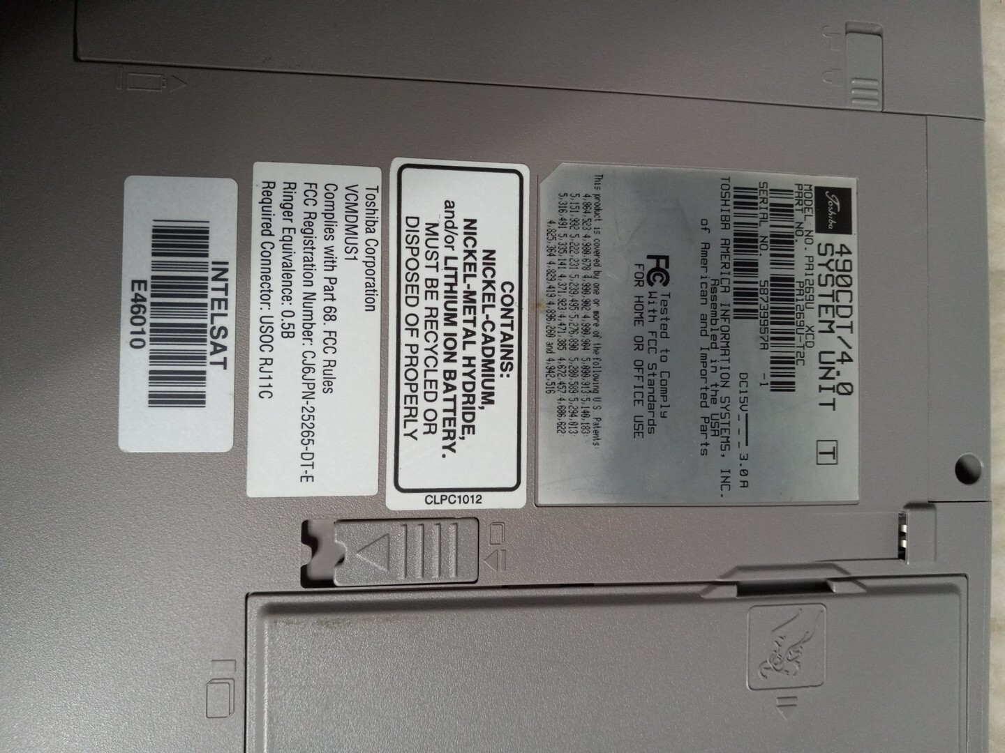 Toshiba Satellite Pro 490CDT Pentium II 4GB windows98+ Battery & Power Adapter
