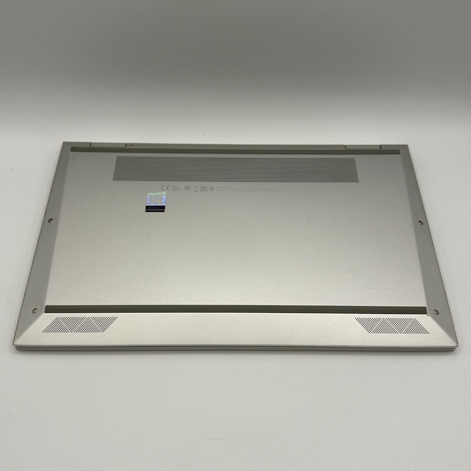 HP EliteBook X360 1040 G7 i7-10710U 16GB RAM 256GB m2 14″ Touch Win 11 Very Good