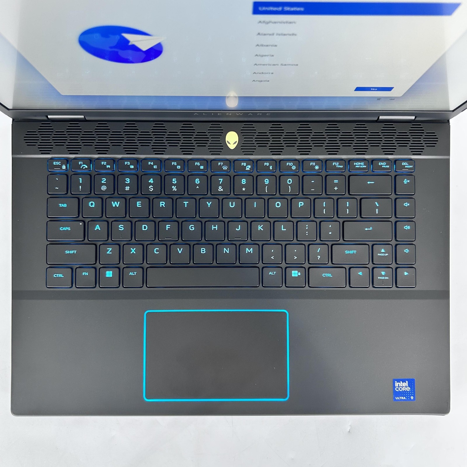 Dell Alienware M16 R2 240Hz QHD+ 2.3 GHz Ultra 9 185H 32GB 1TB SSD RTX 4070