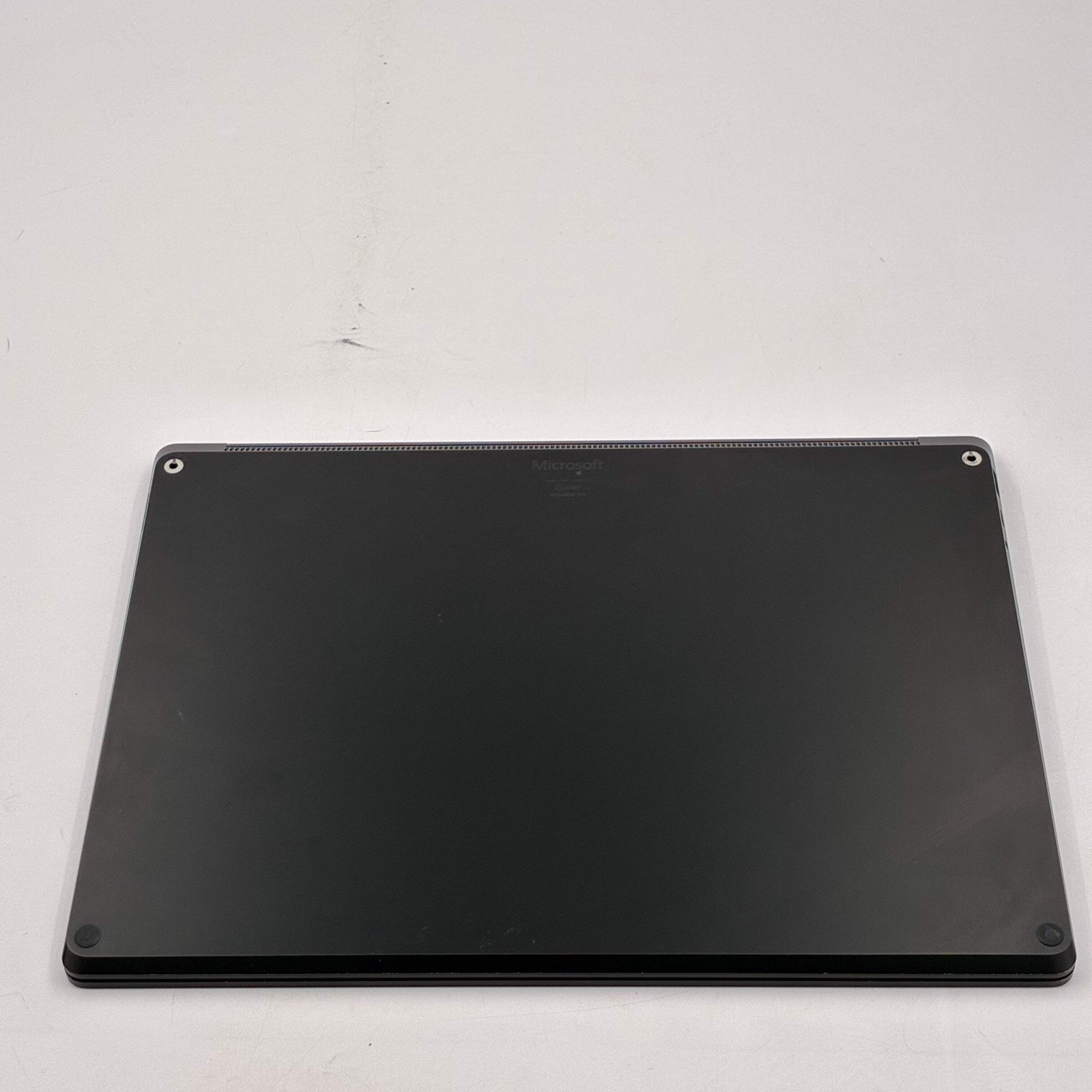 Microsoft Surface Laptop 5 13.5″ i7-1265U 16GB 256GB SSD Black – Used
