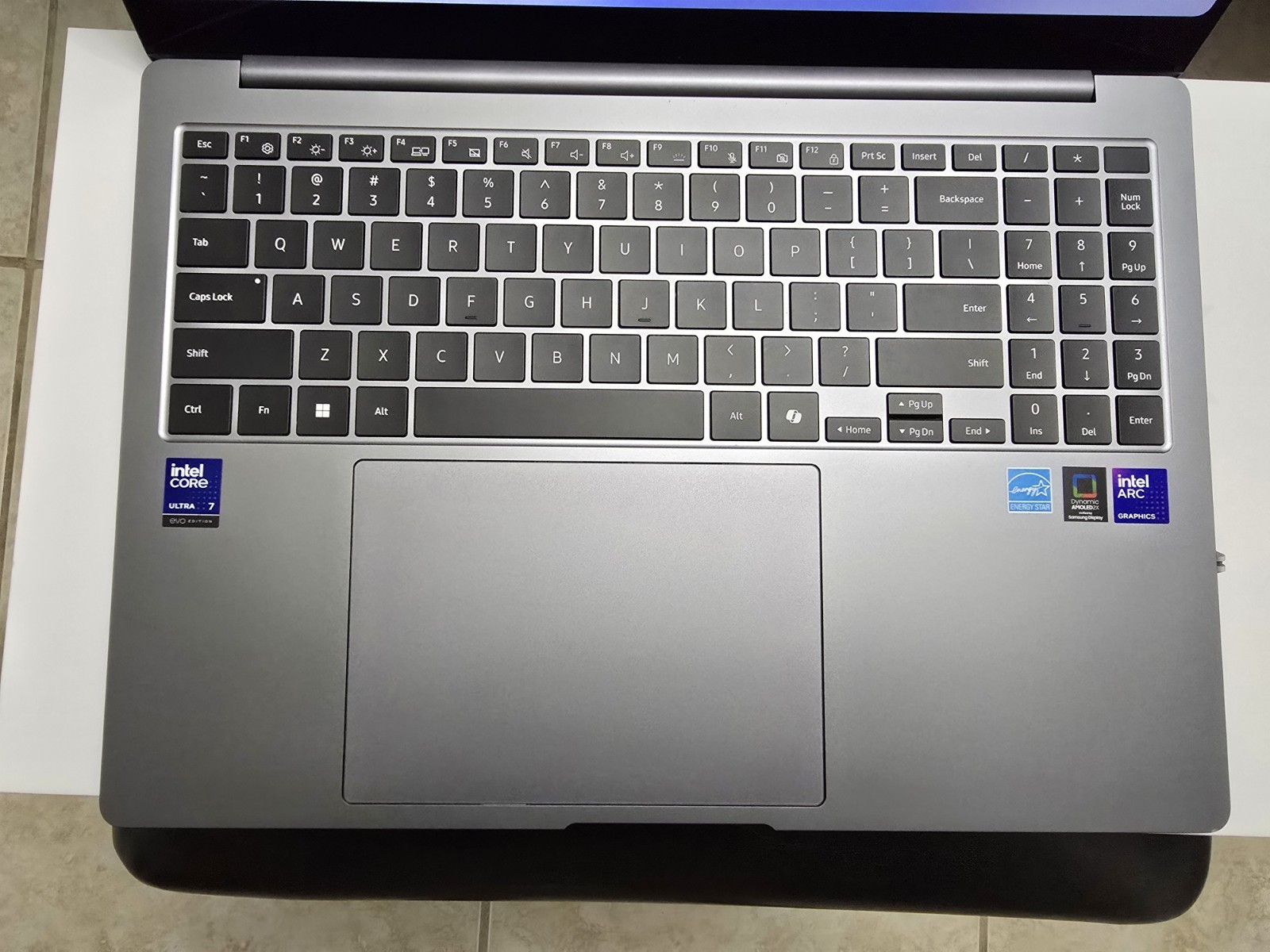 Samsung Galaxy Book5 Pro 16″ AMOLED Touch Intel Ultra 7 256V 16gb 1tb Laptop
