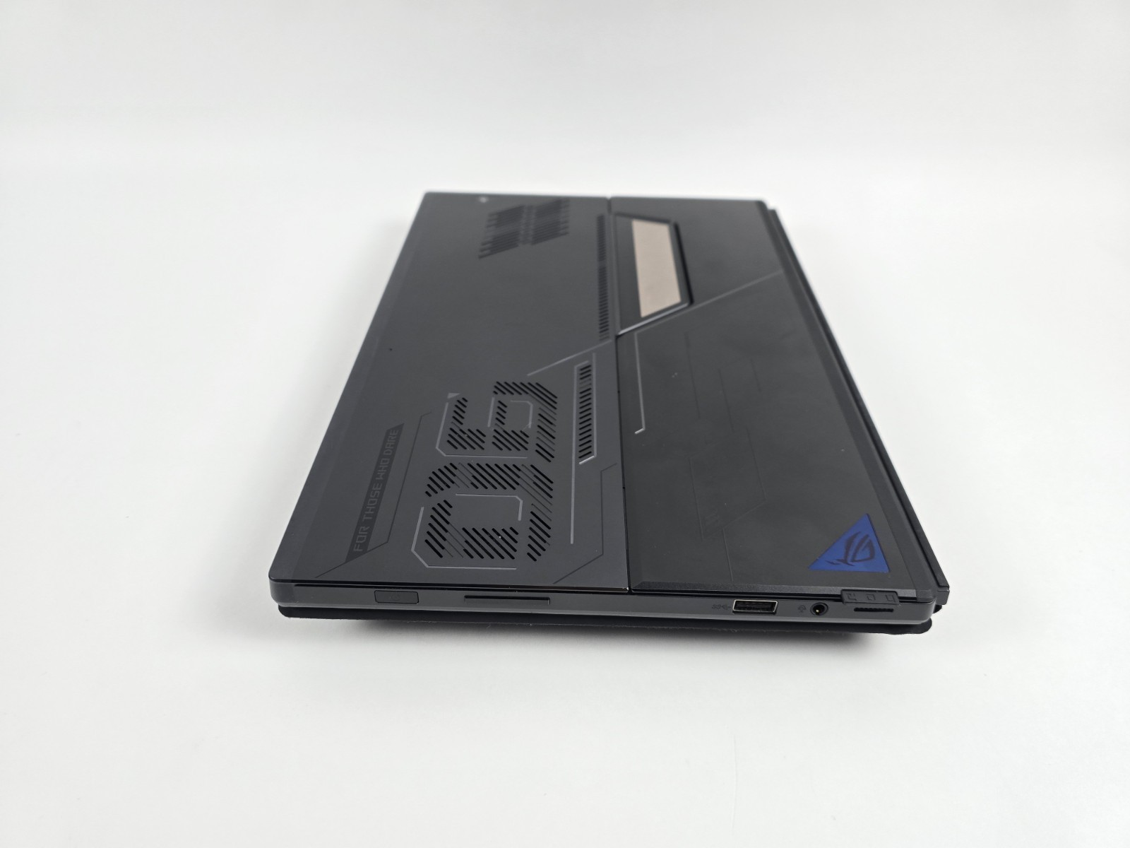 Asus ROG Flow Z13 GZ301VV 13.4″ 165Hz i9-13900H 16GB 1TB SSD RTX 4060 – Used